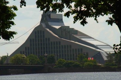 Stadtbesuch in Riga zu nachtschlafender Zeit